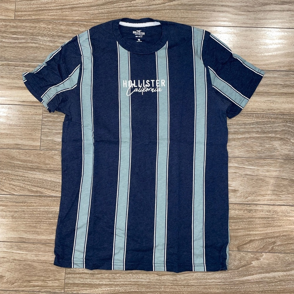 Hollister striped tee